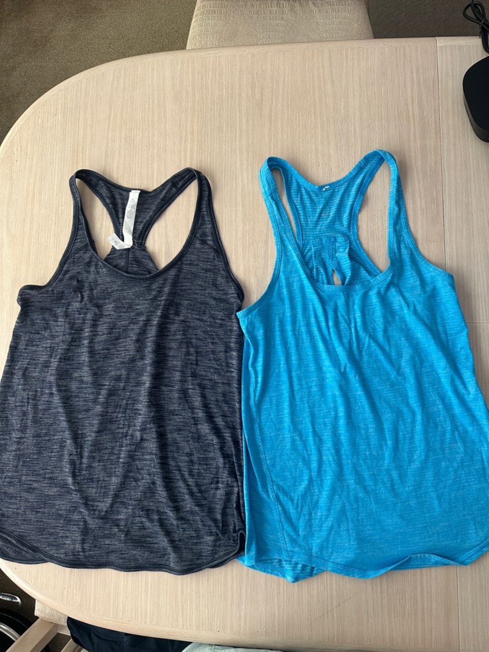 Lululemon set 2 Racerback Tank Tops - Teal Blue & Charcoal